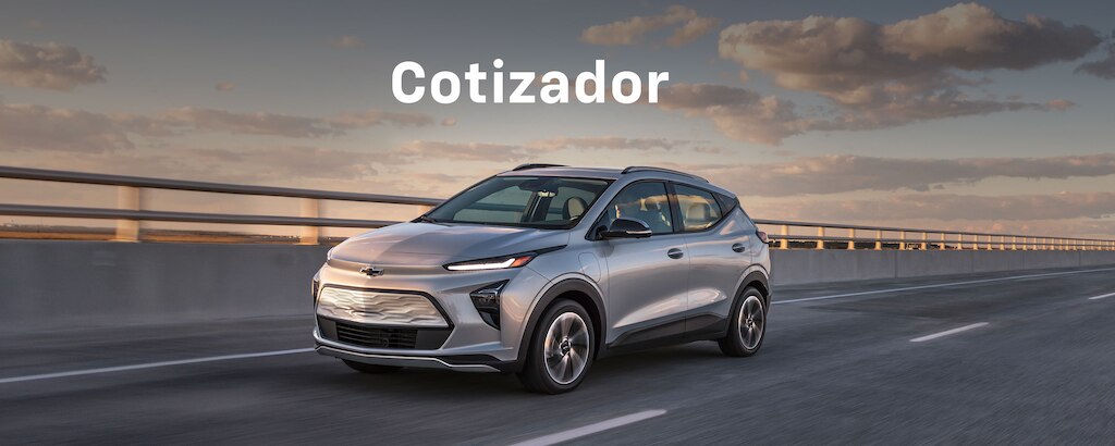 Chevrolet Bolt EUV 2022, SUV eléctrica con molduras en puertas con insertos cromados, luces diurnas LED y rieles de techo
